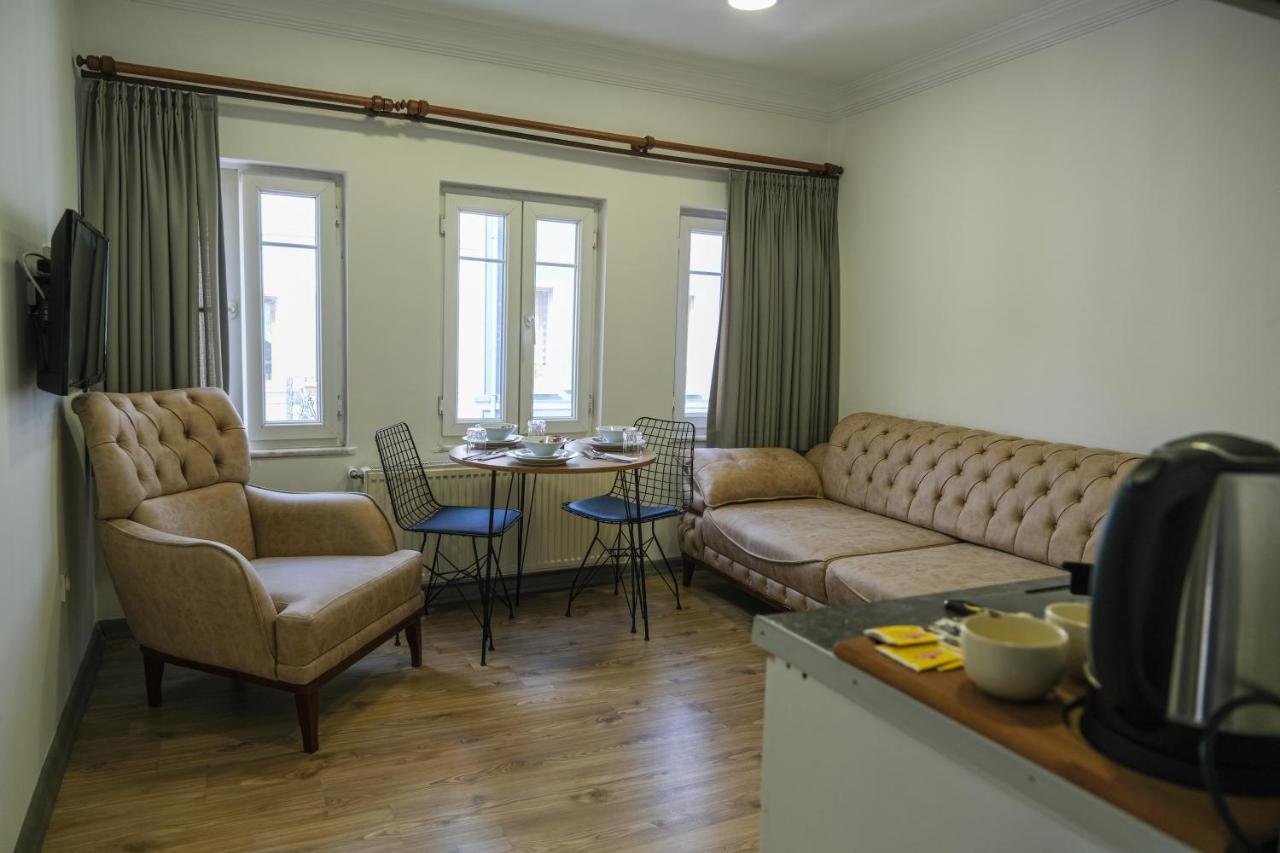 Taksim Neo Pera Suites Istanbul Exterior photo