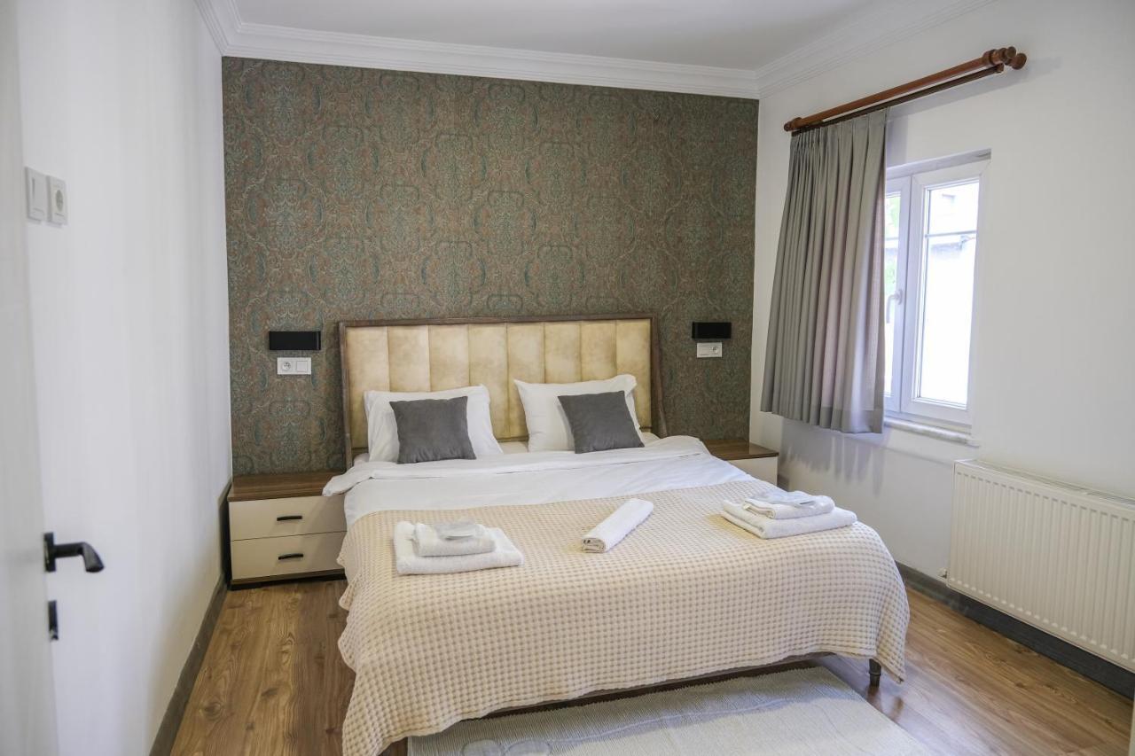 Taksim Neo Pera Suites Istanbul Exterior photo